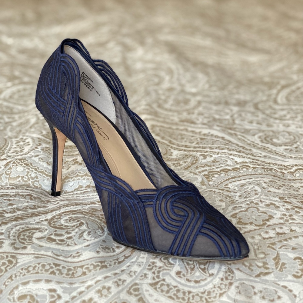 Vince Camuto Pump